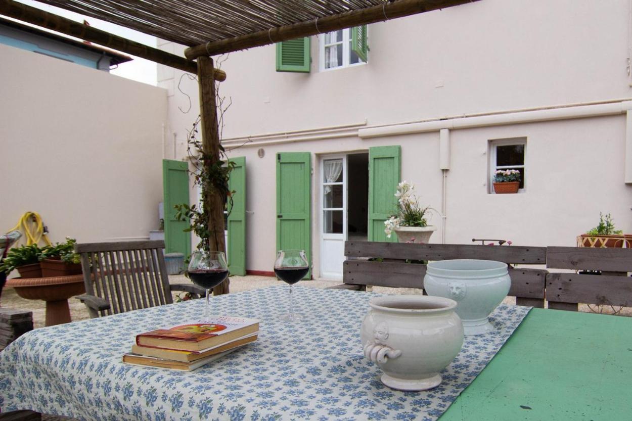 马里纳·迪·比萨200Metri Dal Mare Raffinato Chalet Con Giardino公寓 外观 照片